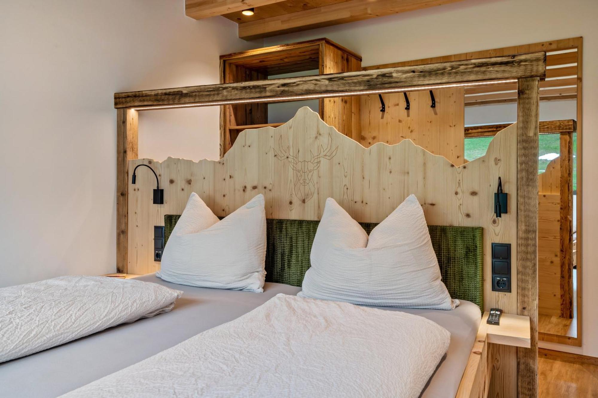 רצ'ינס Blosegghof Bergchalets Waldblick מראה חיצוני תמונה